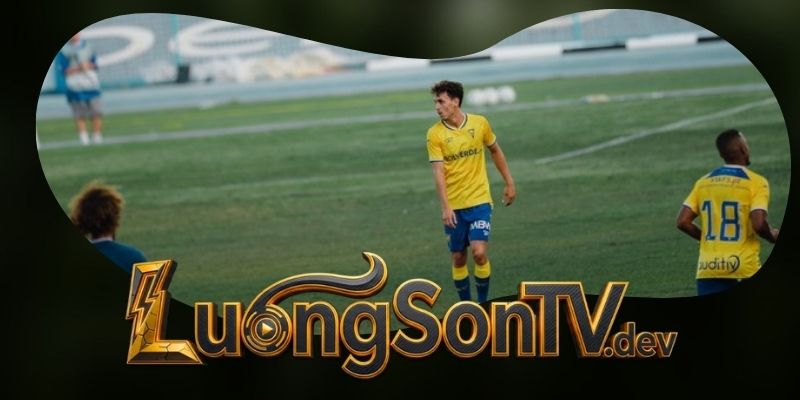 Estoril và FC Famalicao bước vào chu kỳ chiến thuật mới